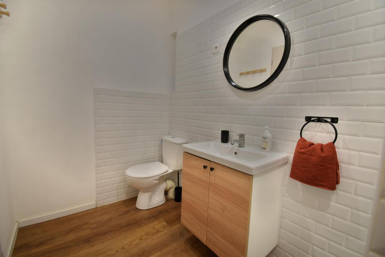 Appartement Cosy A 50 M De La Plage Et Du Port Meze Bagian luar foto